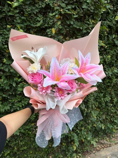 Artificial Lily Pink